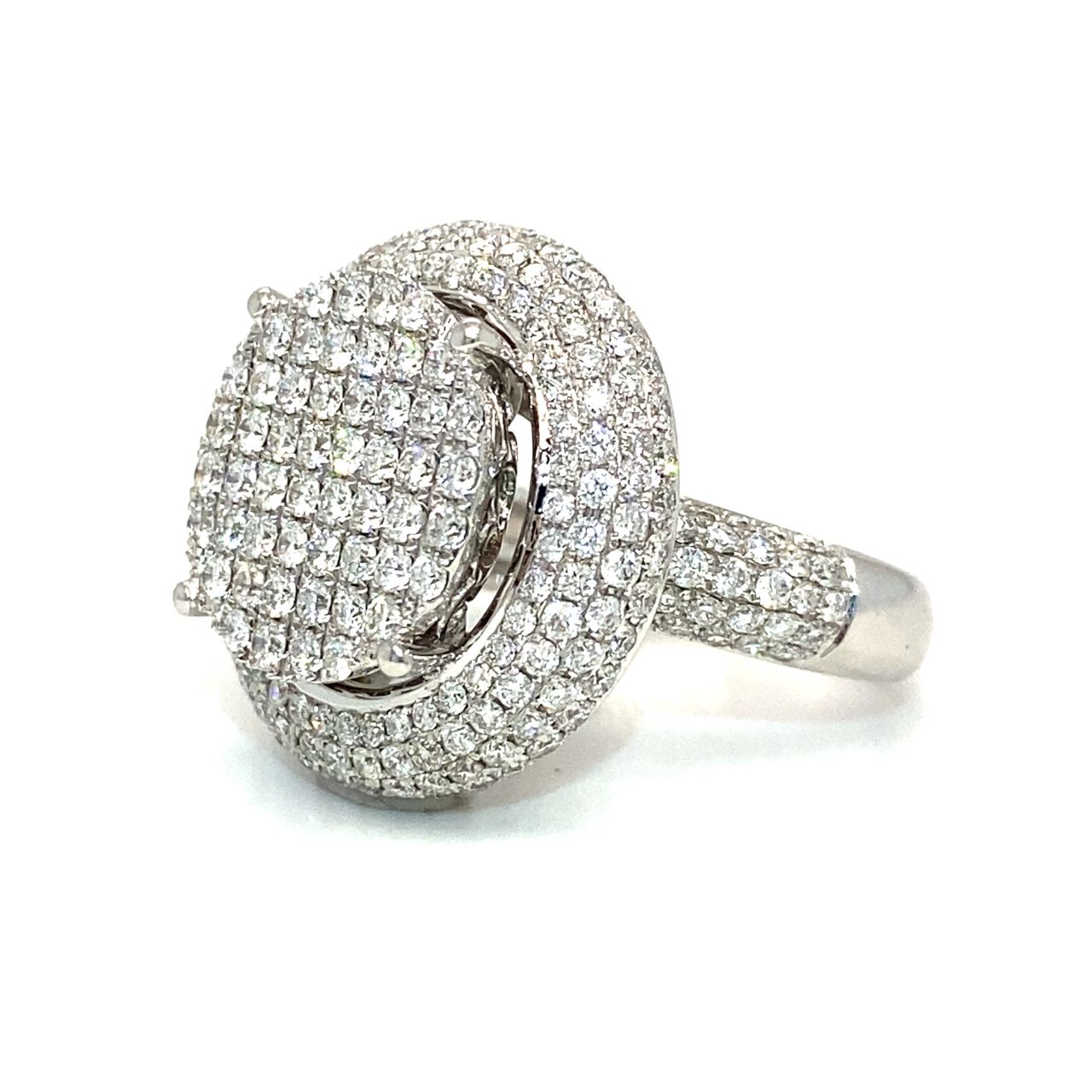 18K White Gold Diamond Ring