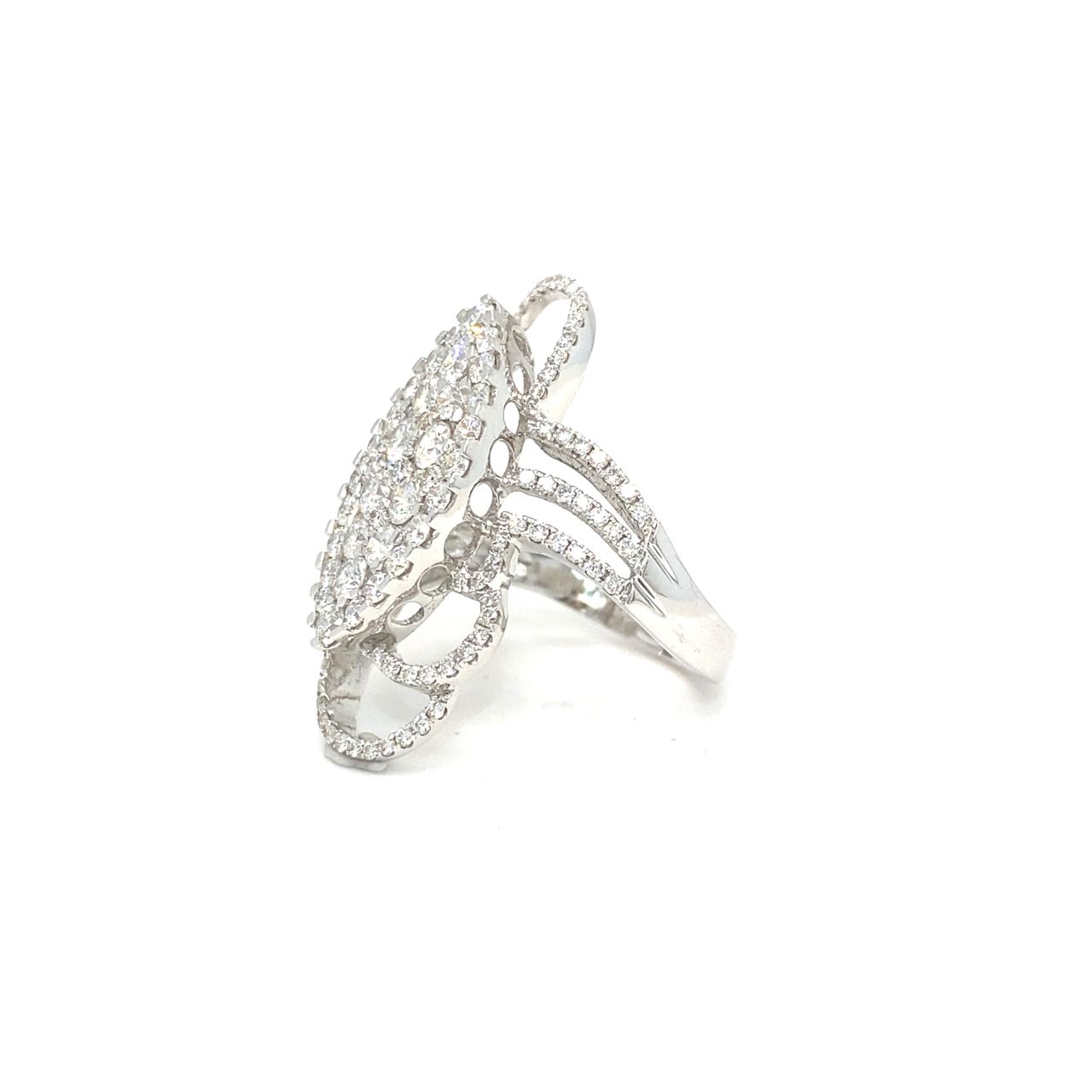 18K White Gold Diamond Ring