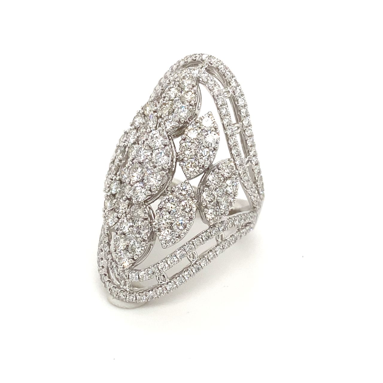 18K White Gold Diamond Ring