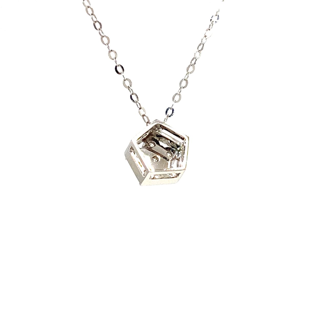 18K White Gold Five Leaft Flower Diamond Necklace