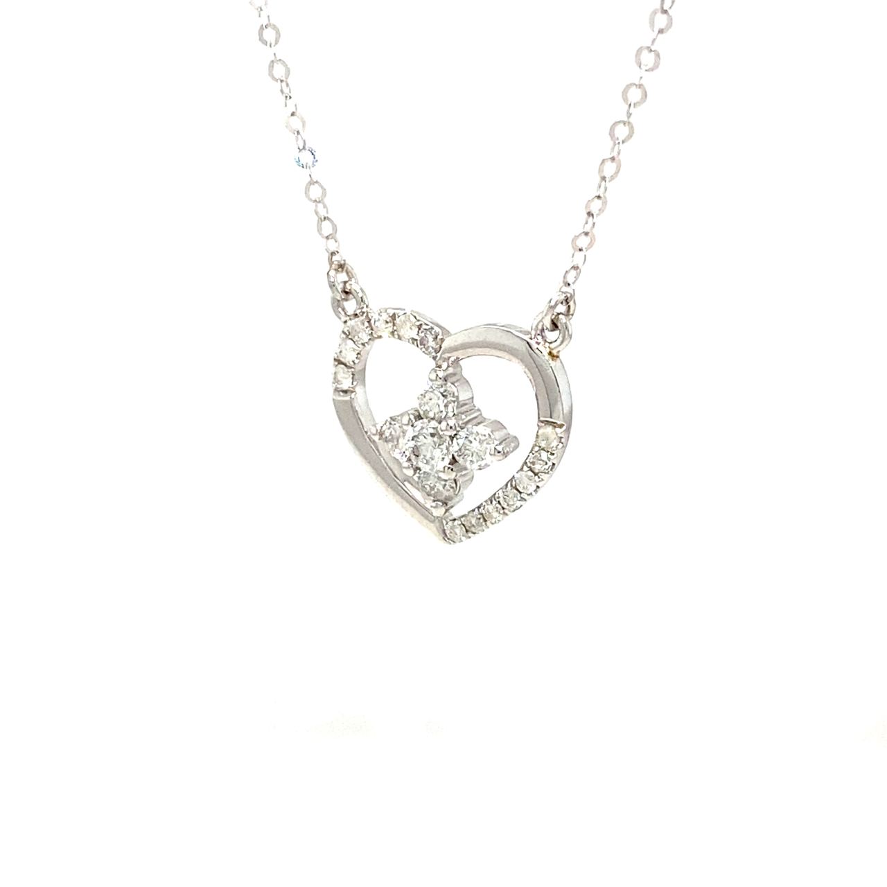 18K White Gold Heart Style with Four Leaft Flower Diamond Necklace