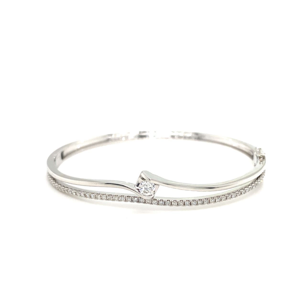 18K White Gold Diamond Bangle