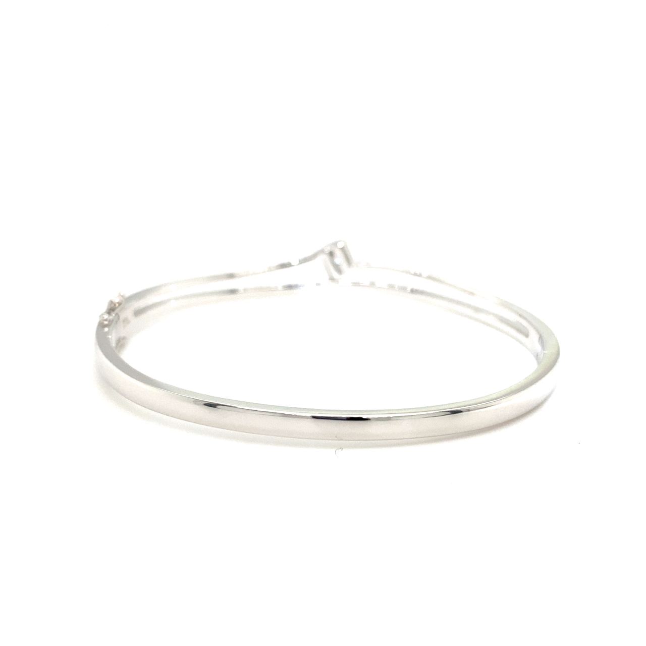 18K White Gold Diamond Bangle