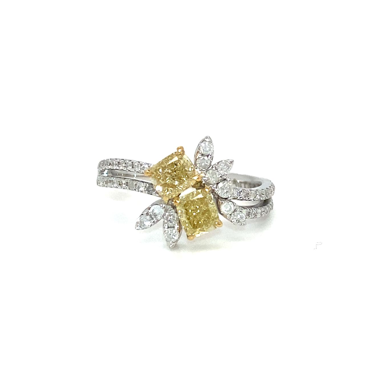 18K White Gold Yellow Diamond Ring