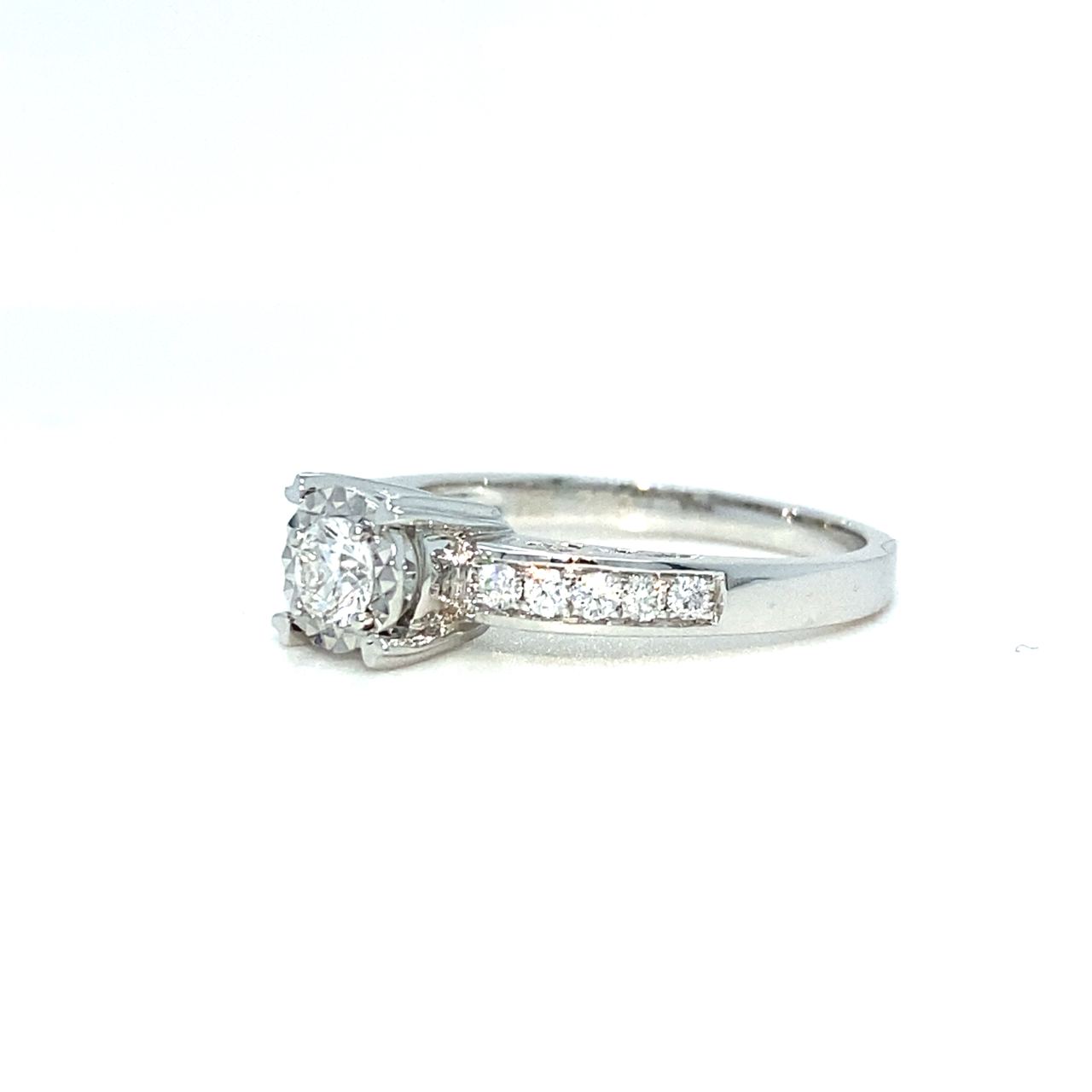 18K White Gold Illu Medium Band DIamond Ring