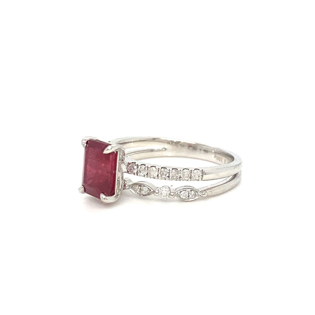 18K White Gold Simple Halo Emerald Shape Ruby Diamond Ring