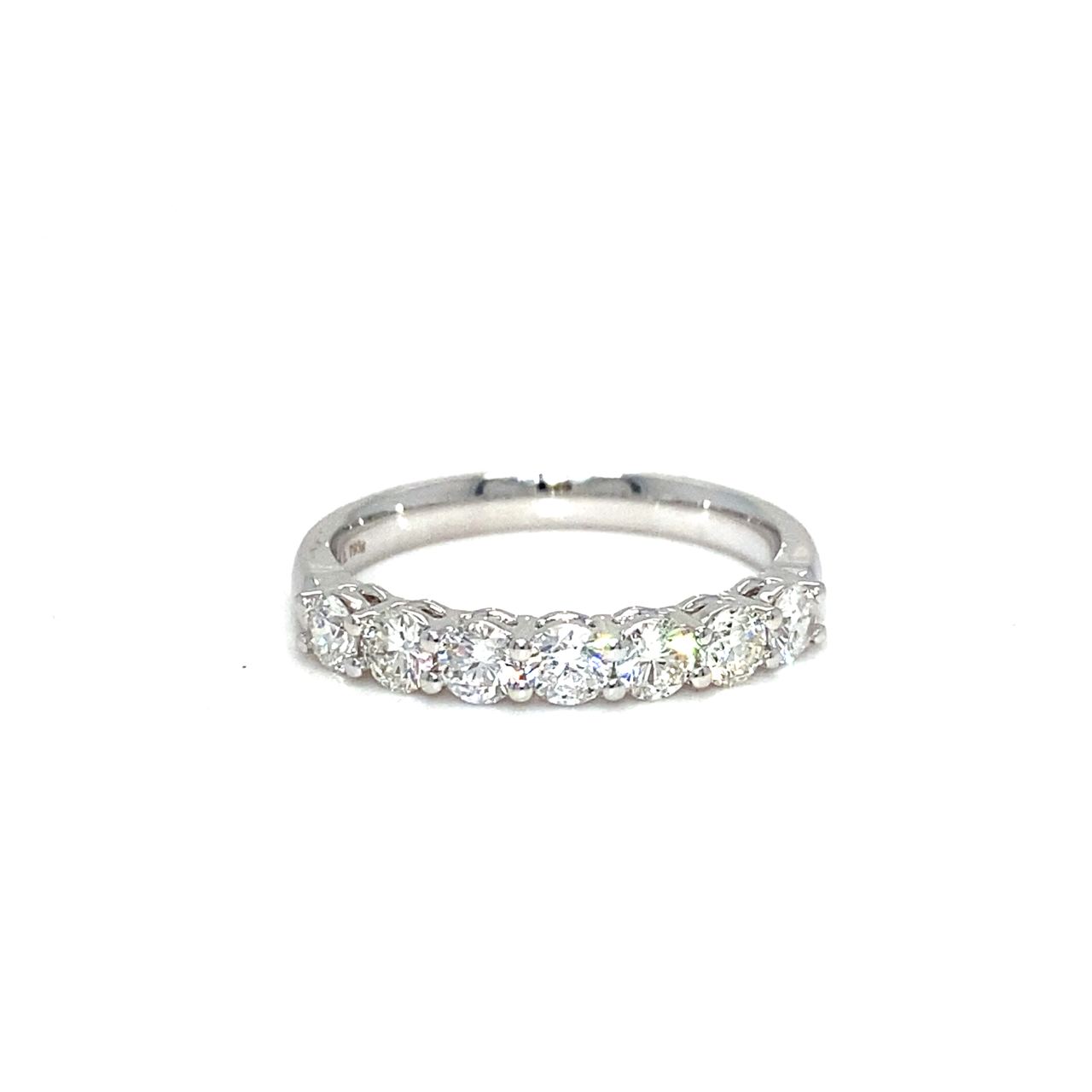 18K White Gold Diamond Ring