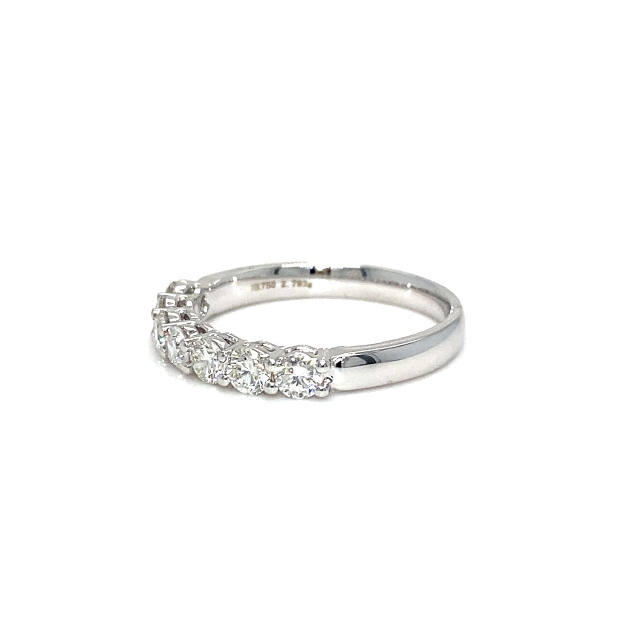 18K White Gold Diamond Ring