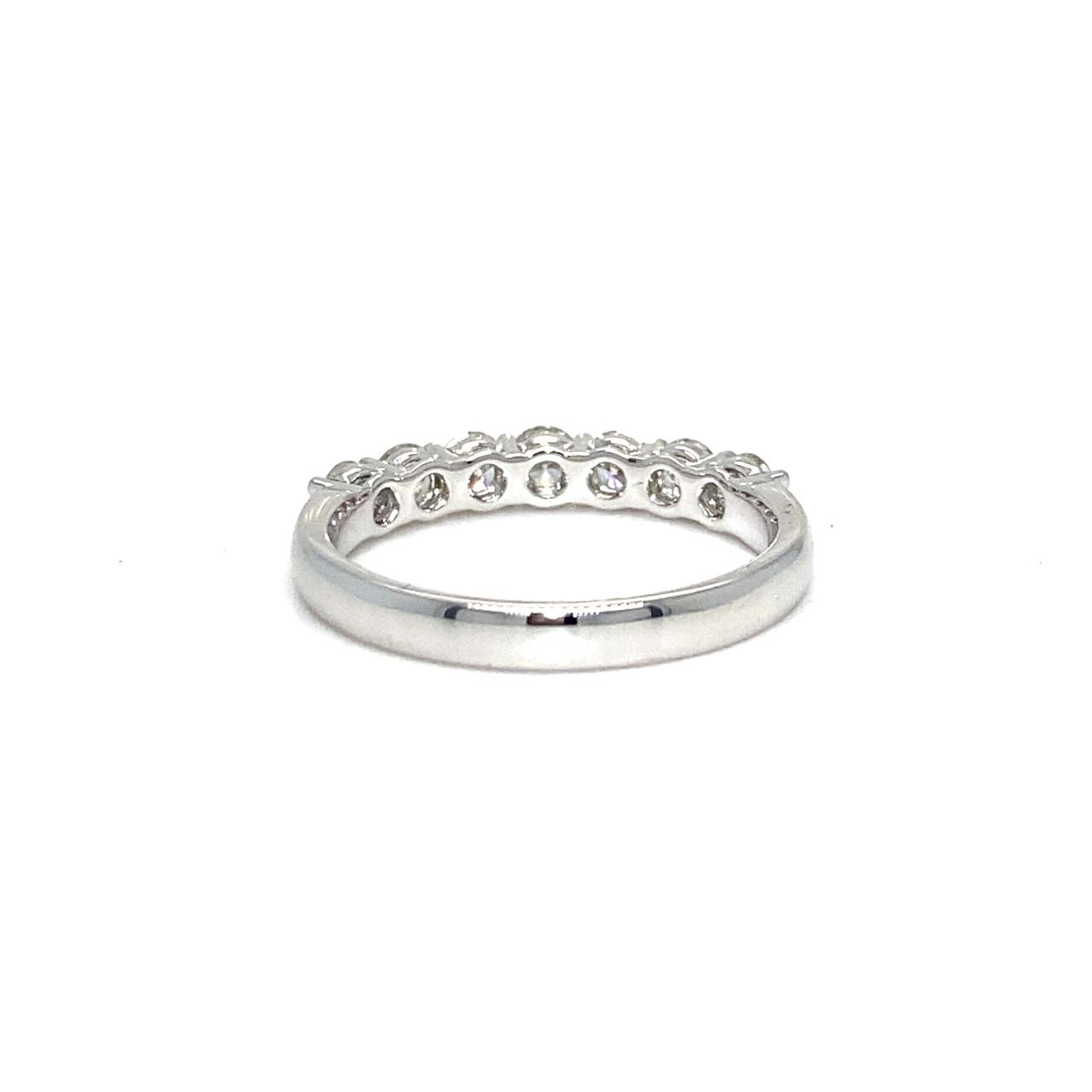 18K White Gold Diamond Ring